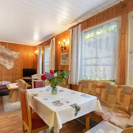 Ferienbungalow 1 In *