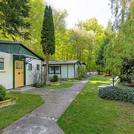 Ferienbungalow 1 In 홀리데이파크 Boitzenburg